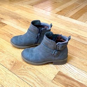 Wonder nation, girls boots, 11. Excellent condition. Worn maybe a dozen times.